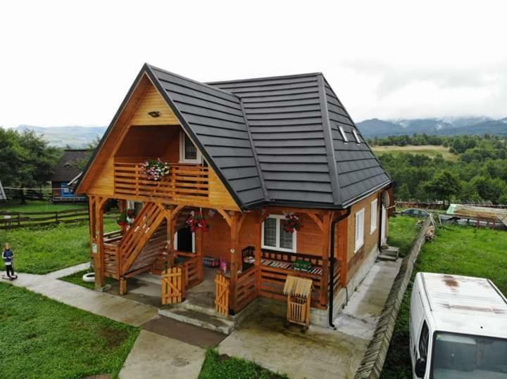 Вілла Casa Cupcea Budesti  Екстер'єр фото